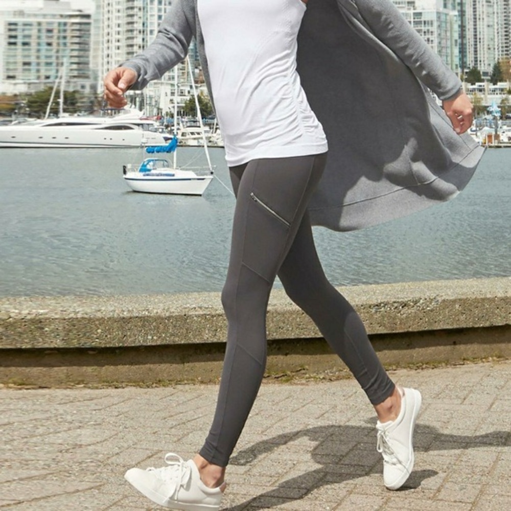 ATHLETA Gray Drifter Tight